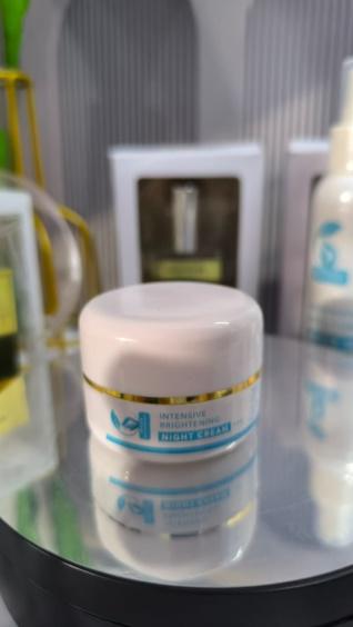 Cream Malam